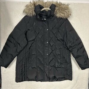 London Fog Black Puffer Jacket Faux Fur Hood Trim Zip & Snap Button Coat Womens
